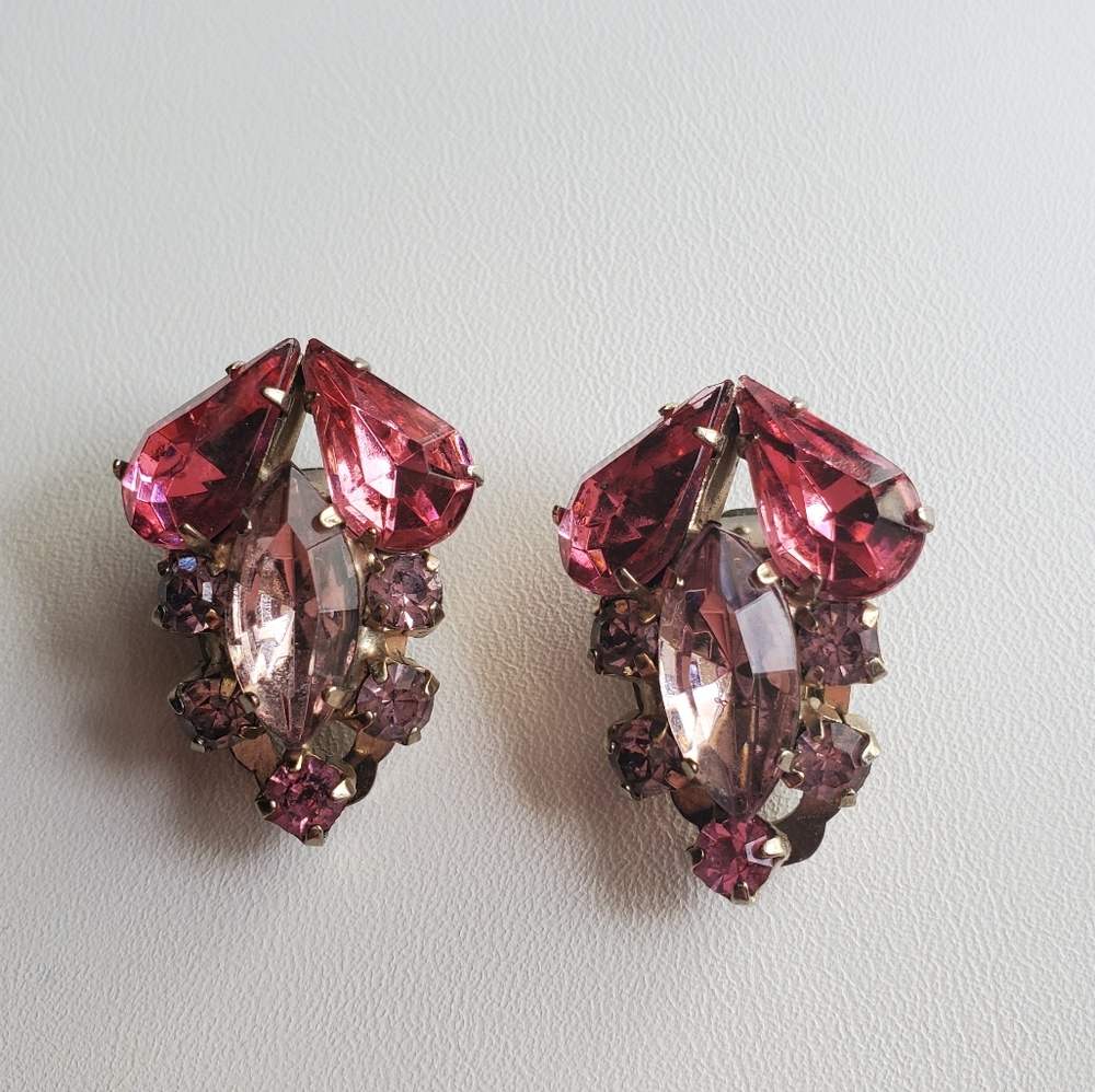 Vintage Rhinestone Earrings Brooch Set - Picture 9 of 16